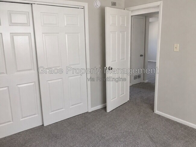 Building Photo - 2900 Eliot Cir