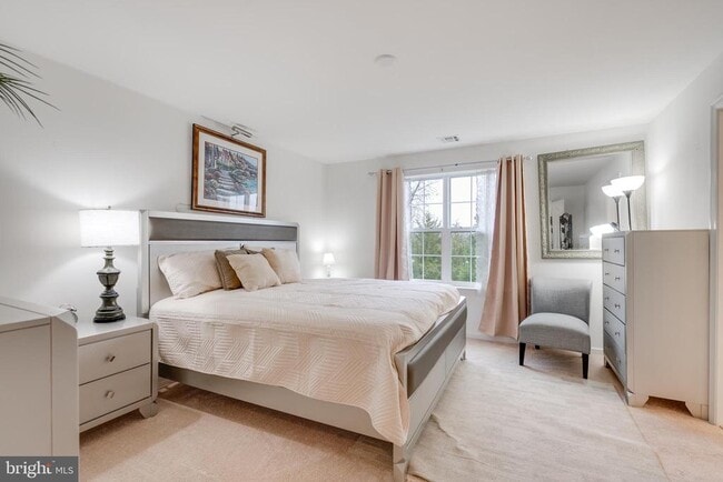 Building Photo - 49 Creekside Wy