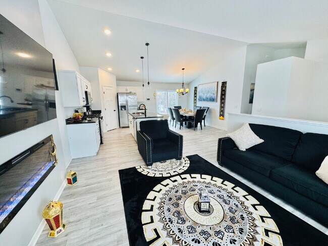 Building Photo - Newer Development Home Spacious 4-Bedroom 3 Bathroom Single Family Home with Finished Basement in...