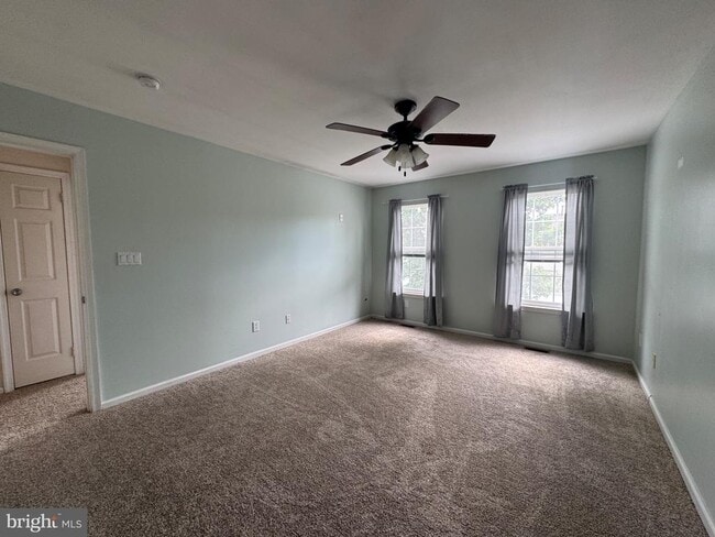 Building Photo - 807 Kirby Way