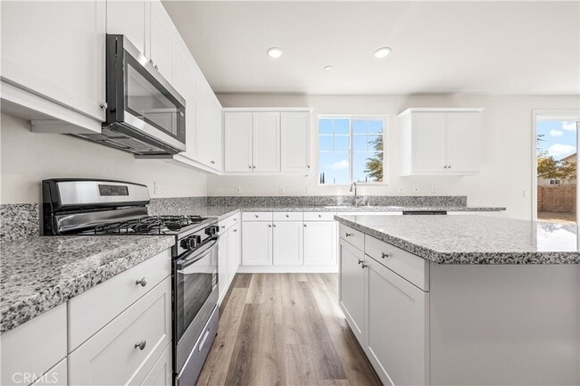 Building Photo - 12511 Ava Loma St