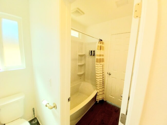 Building Photo - Fantastic Rental Opportunity in South Joshua Tree!