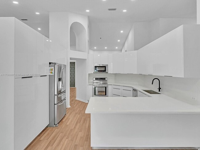 Building Photo - 3420 Washington Ln