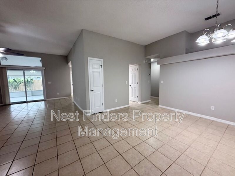 Building Photo - 816 Brookstone Ct