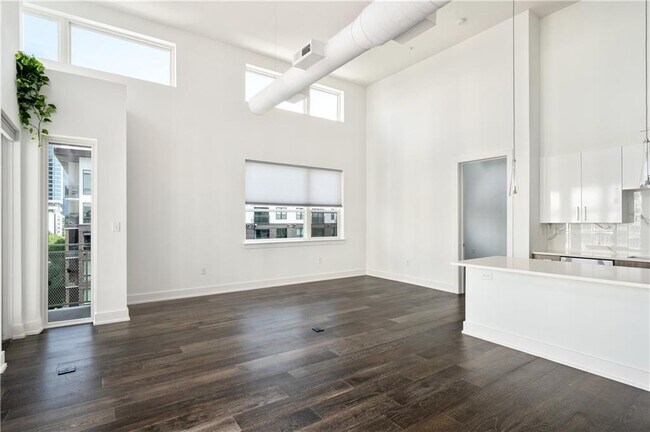 Building Photo - 775 Juniper St NE