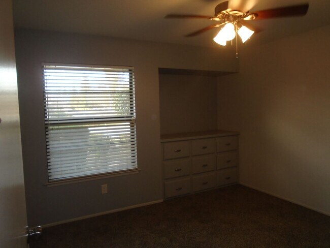 Building Photo - WELCOME HOME !!!