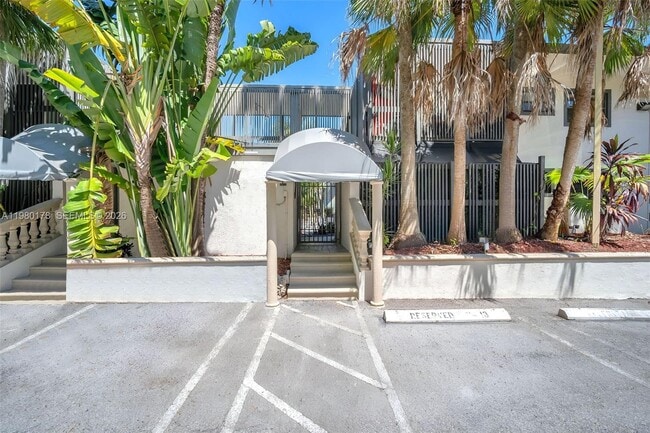 Building Photo - 3265 Virginia St