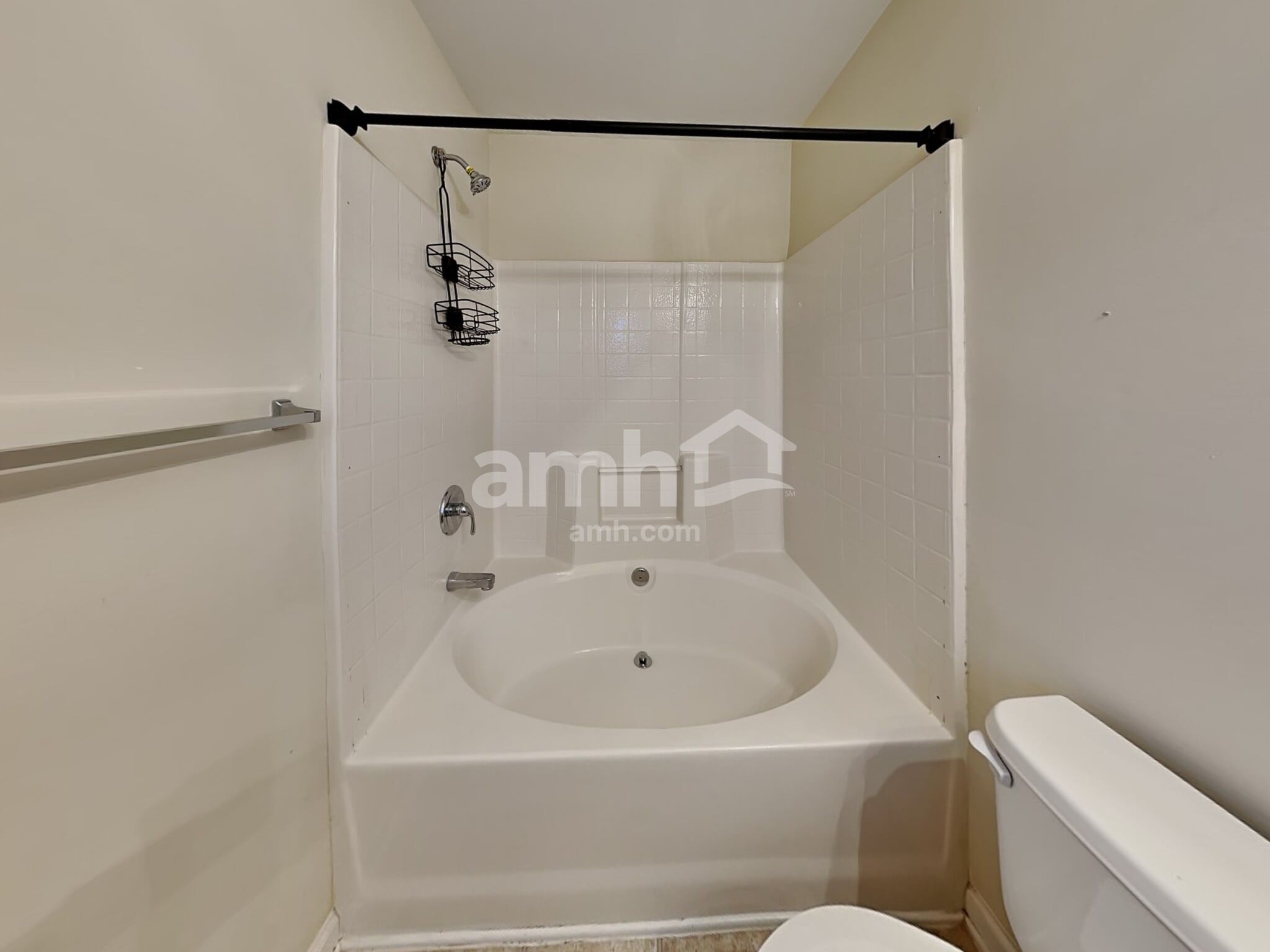 Building Photo - 129 Buchanan Ln