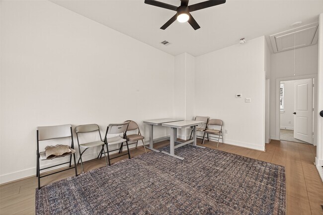 Building Photo - 4328 Avron Dr