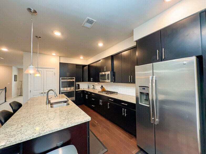 Building Photo - 3326 Tribune Ct