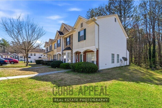 Building Photo - 1686 Camden Forrest Tr