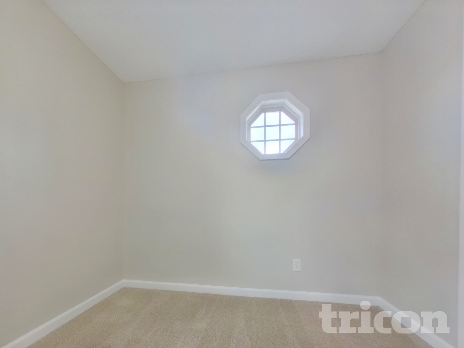 Building Photo - 341 Rosemont Ct