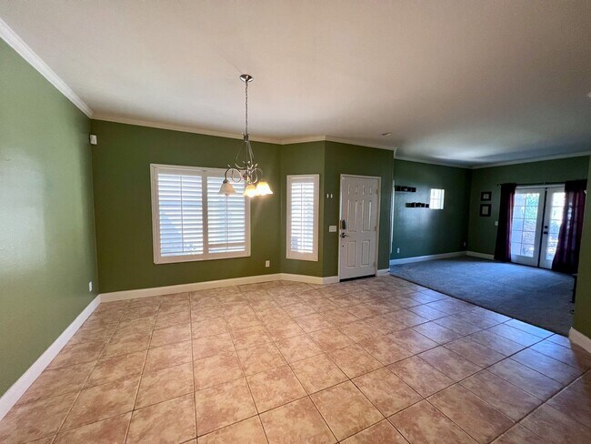 Building Photo - Wonderful 4 bedroom Single Story Murrieta Home for LEASE!