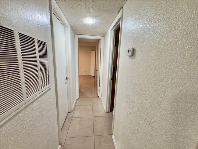 Building Photo - 5152 Conroy Rd