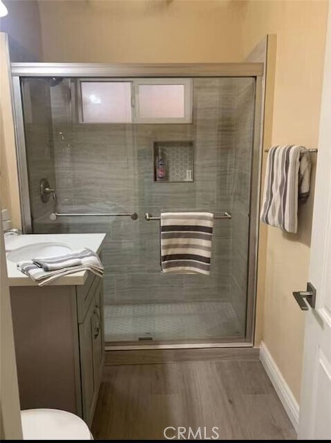 Building Photo - 12964 Roswell Ave