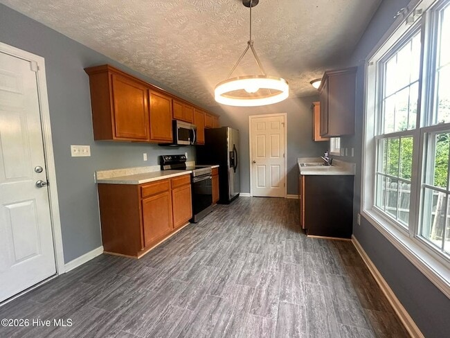 Building Photo - 2241 Stornoway Ct