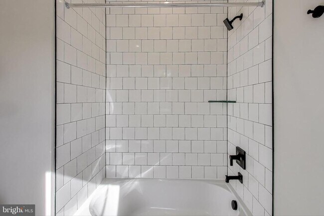 Building Photo - 6921 Renita Ln