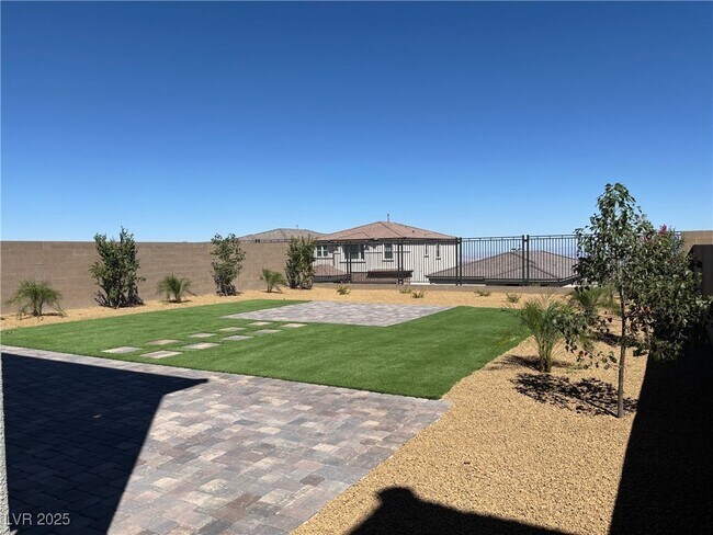 Building Photo - 560 Preston Oak Ln