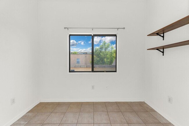Building Photo - 4533 N 22nd St