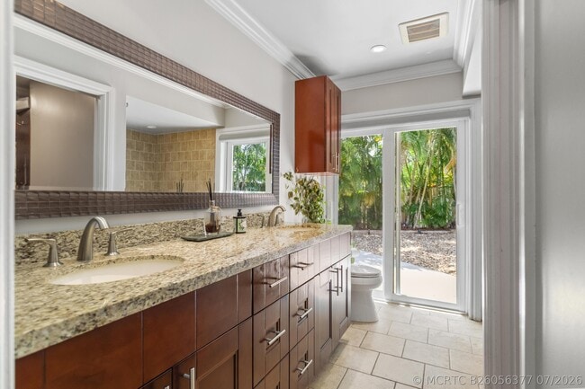 Building Photo - 4050 NW 7th Ln