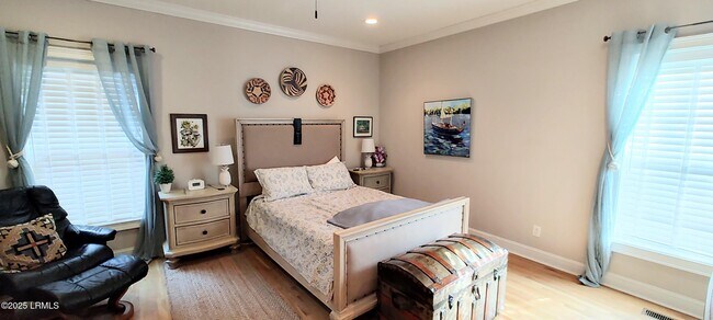 Building Photo - 503 Waight St