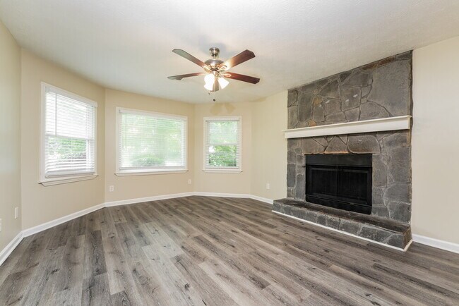 Building Photo - 1477 Cherry Hill Rd SW