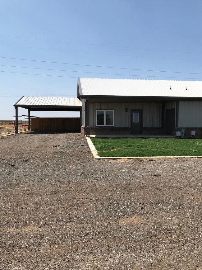 Building Photo - 6922 C R 6400