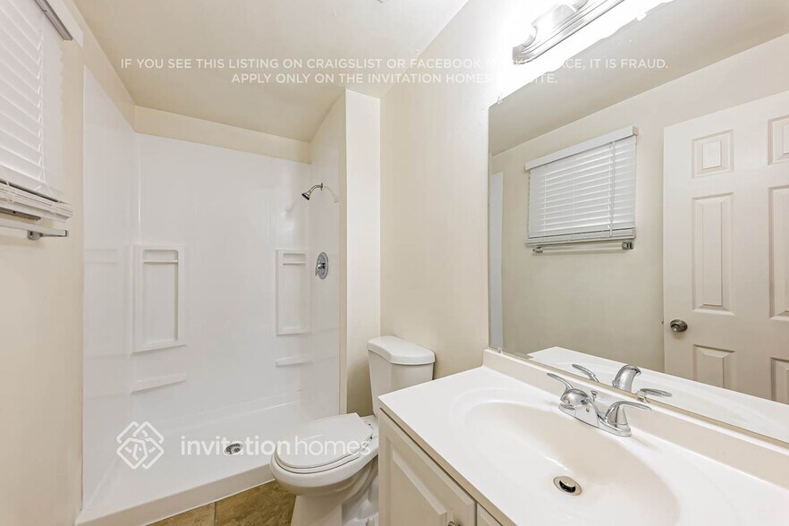 Building Photo - 13450 N 36th Pl