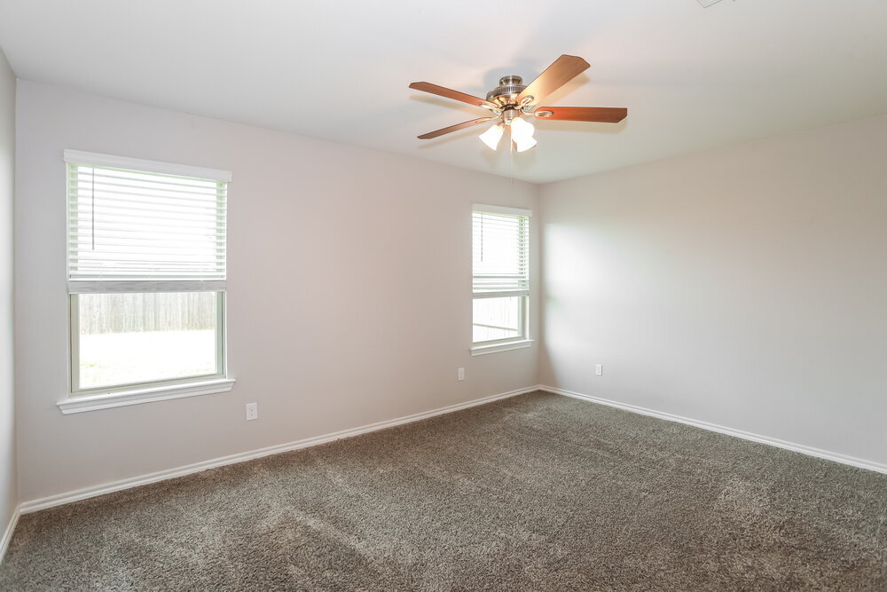 Building Photo - 980 Alton Dr