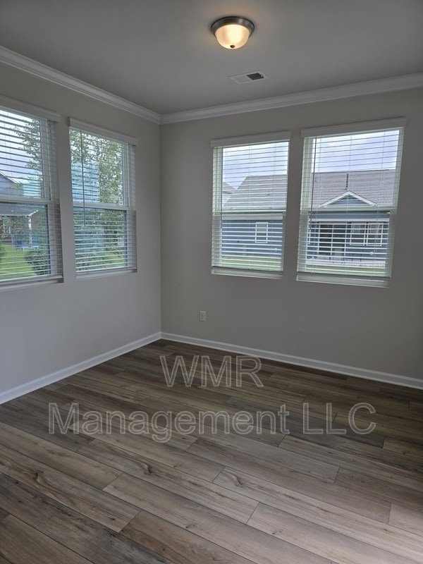 Building Photo - 1119 Bellshill Dr