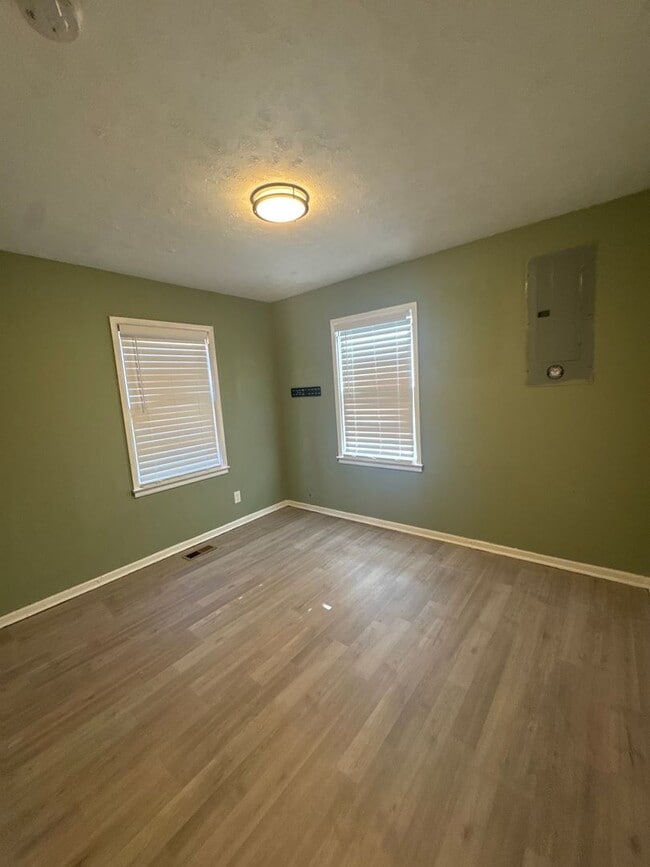 Building Photo - 4020 N 57th St