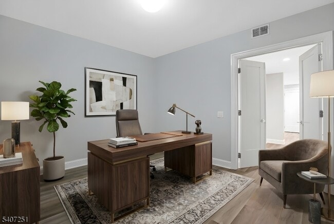 Building Photo - 40 W Park Pl