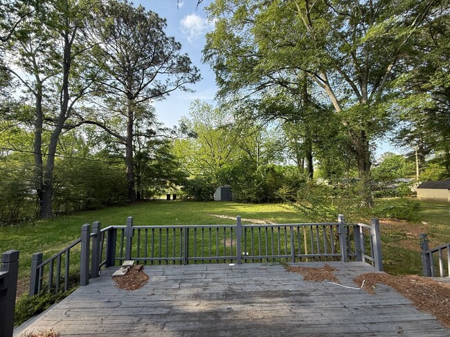 Building Photo - Welcome Home to Comfort and Charm in Decat...