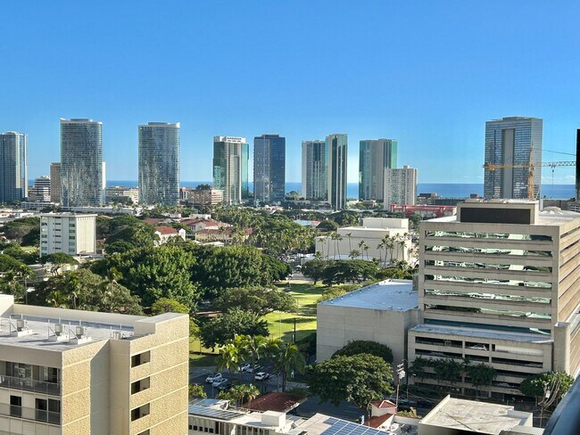 Building Photo - Kinau Lanais Furn. 1 Bdrm., 1 bathroom with 1 cov'd/sec'd  parking