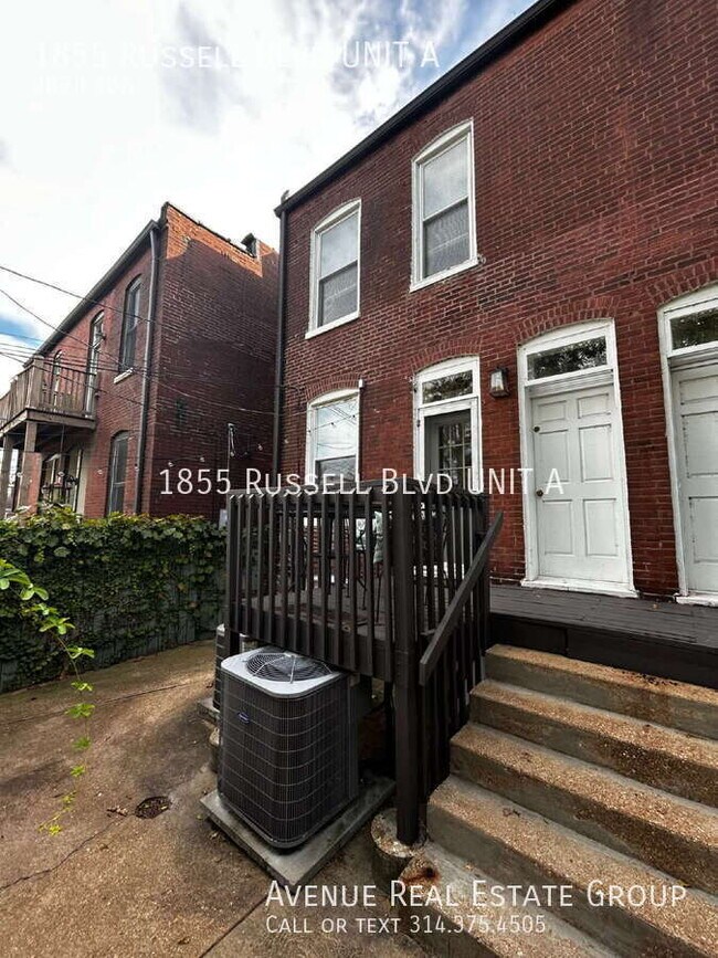 Building Photo - 1855 Russell Blvd