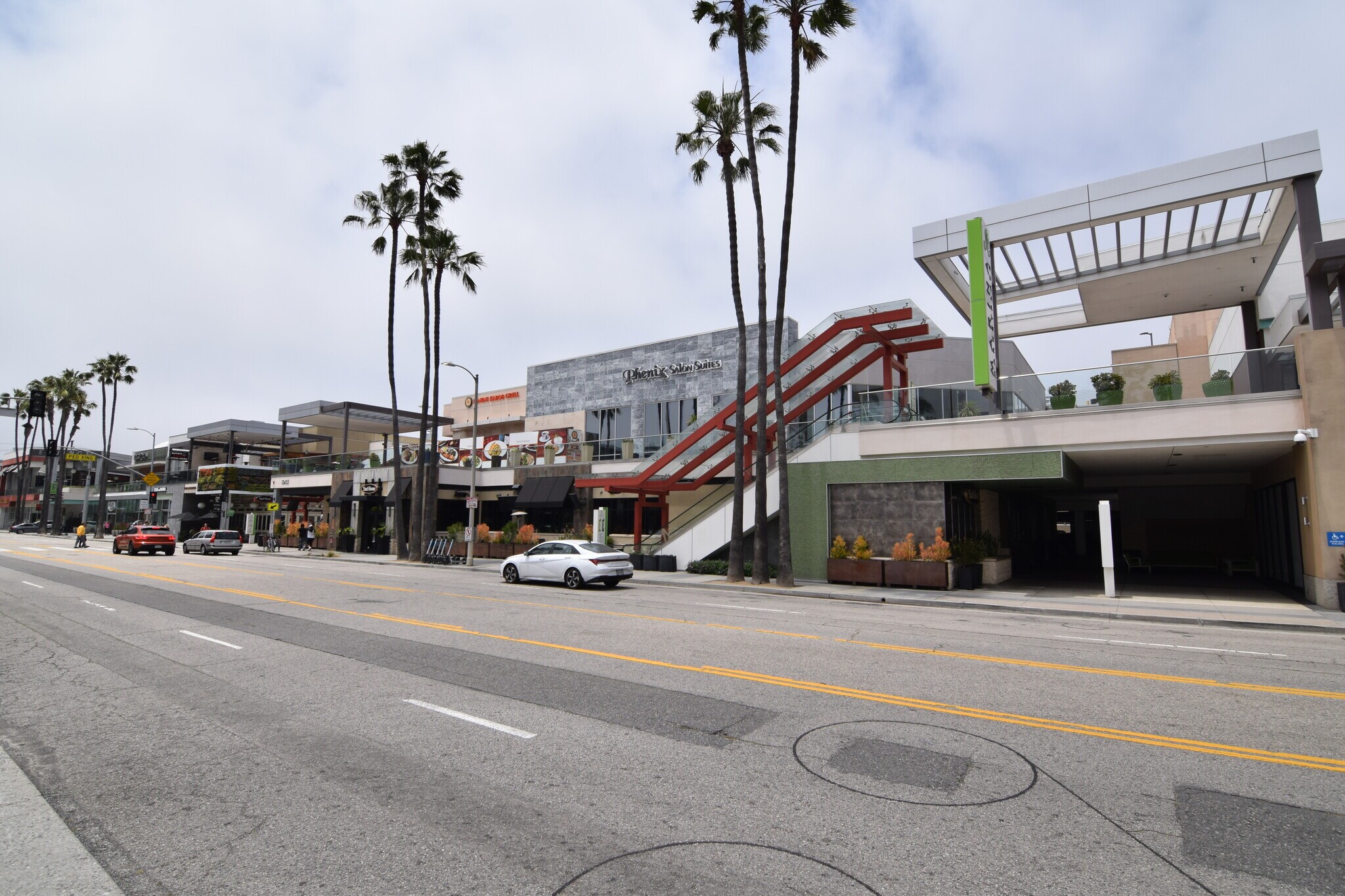 Building Photo - 13340 Maxella Ave