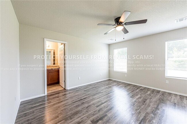 Building Photo - 500 W Fitchberg St