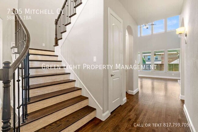Building Photo - 7105 Mitchell Ct