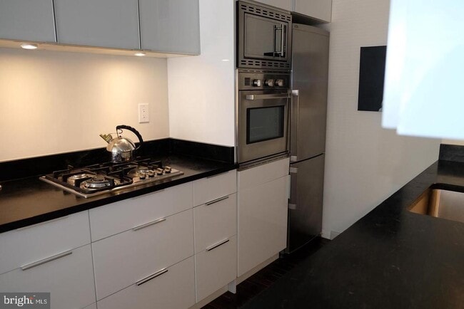Building Photo - 1545 18th St NW