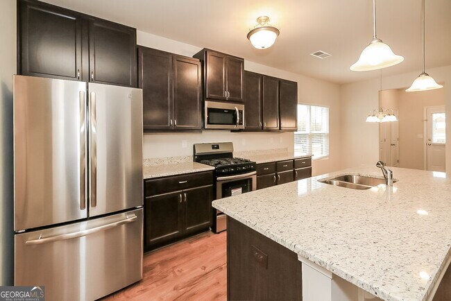 Building Photo - 228 Addy Ln
