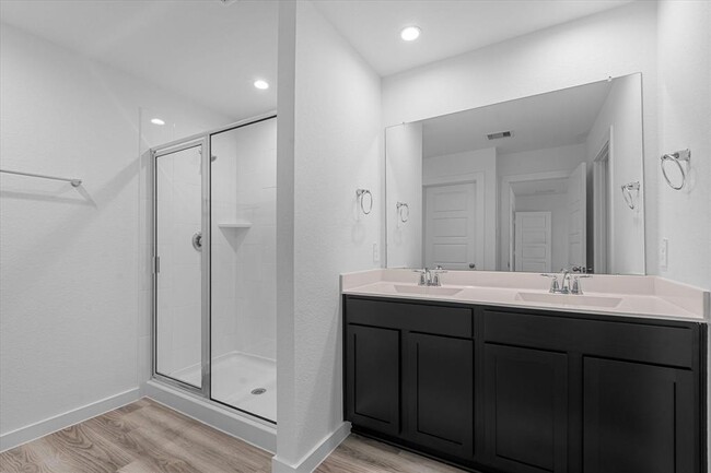 Building Photo - 3213 Crown Gate Dr