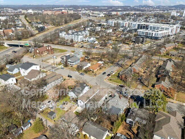 Building Photo - 1609 9th Ave N