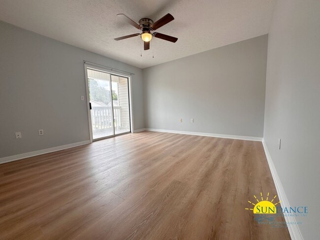 Building Photo - Charming 2 Bedroom Townhome in Fort Walton...