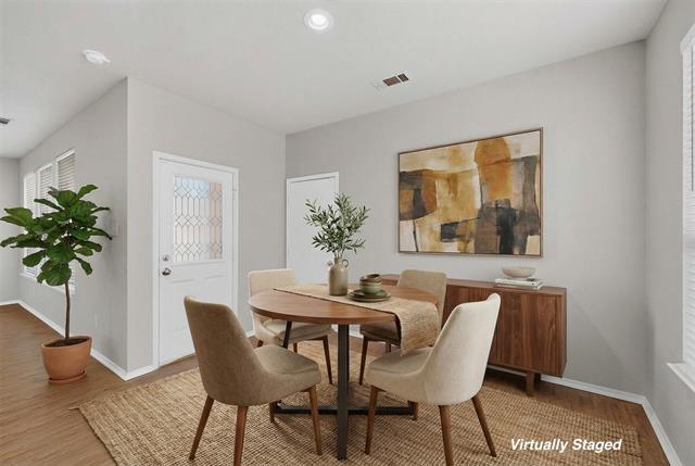 Building Photo - 10913 Dillon St