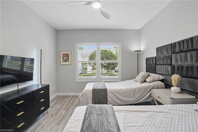 Building Photo - Stunning 2BR Condo in Naples - Lease for three (3) to 12 month.