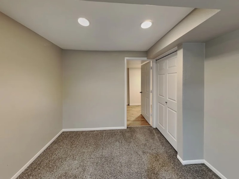 Building Photo - 5227 E 123rd Ave