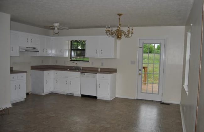 Building Photo - 217 Al Oerter Dr