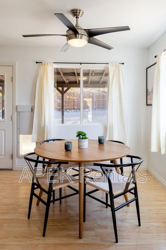 Building Photo - 61493 Desert Air Rd