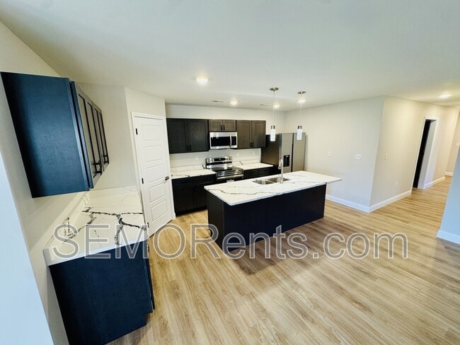 Building Photo - 2935 Shadow Wood Ln