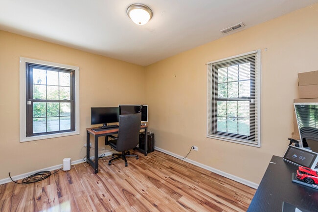 Building Photo - 1700 Gideon Ave